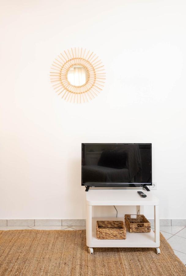 Pure Naxos - Central Complete Apartment Naxos City 外观 照片